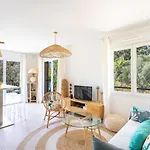 Le Clos Jardin-3 By Interhome Апартаменты