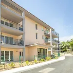 Le Clos Jardin-3 By Interhome Appartement *