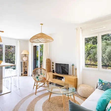 Le Clos Jardin-3 By Interhome Apartment