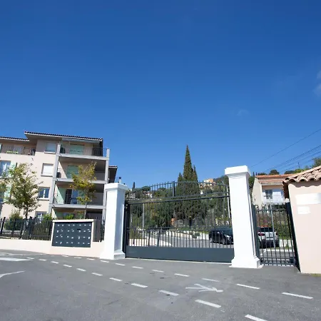 Apartamento Le Clos Jardin-3 By Interhome Bormes-les-Mimosas