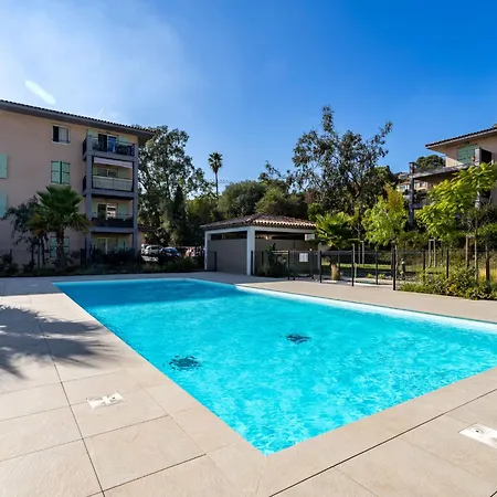 Le Clos Jardin-3 By Interhome