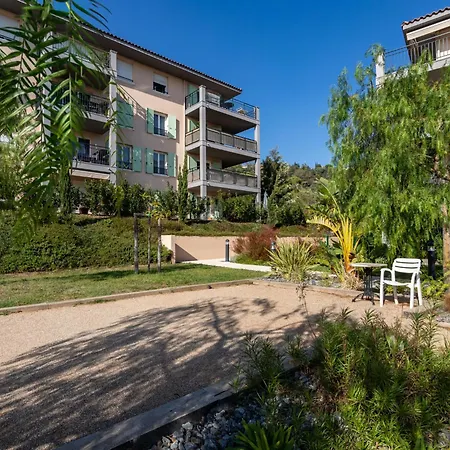 Apartment Le Clos Jardin-3 By Interhome *
